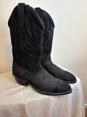 Dingo Suede Cowboy Boots